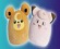 Copiii vor adora să se cuibărească cu o pernă încălzitoare Squishmallows.