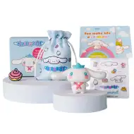 Hello Kitty: Figurină Cinnamoroll în cutie cu accesorii 6cm