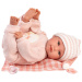 Llorens: Olivia, păpușă care plânge de 38 cm, cu pătură în carouri